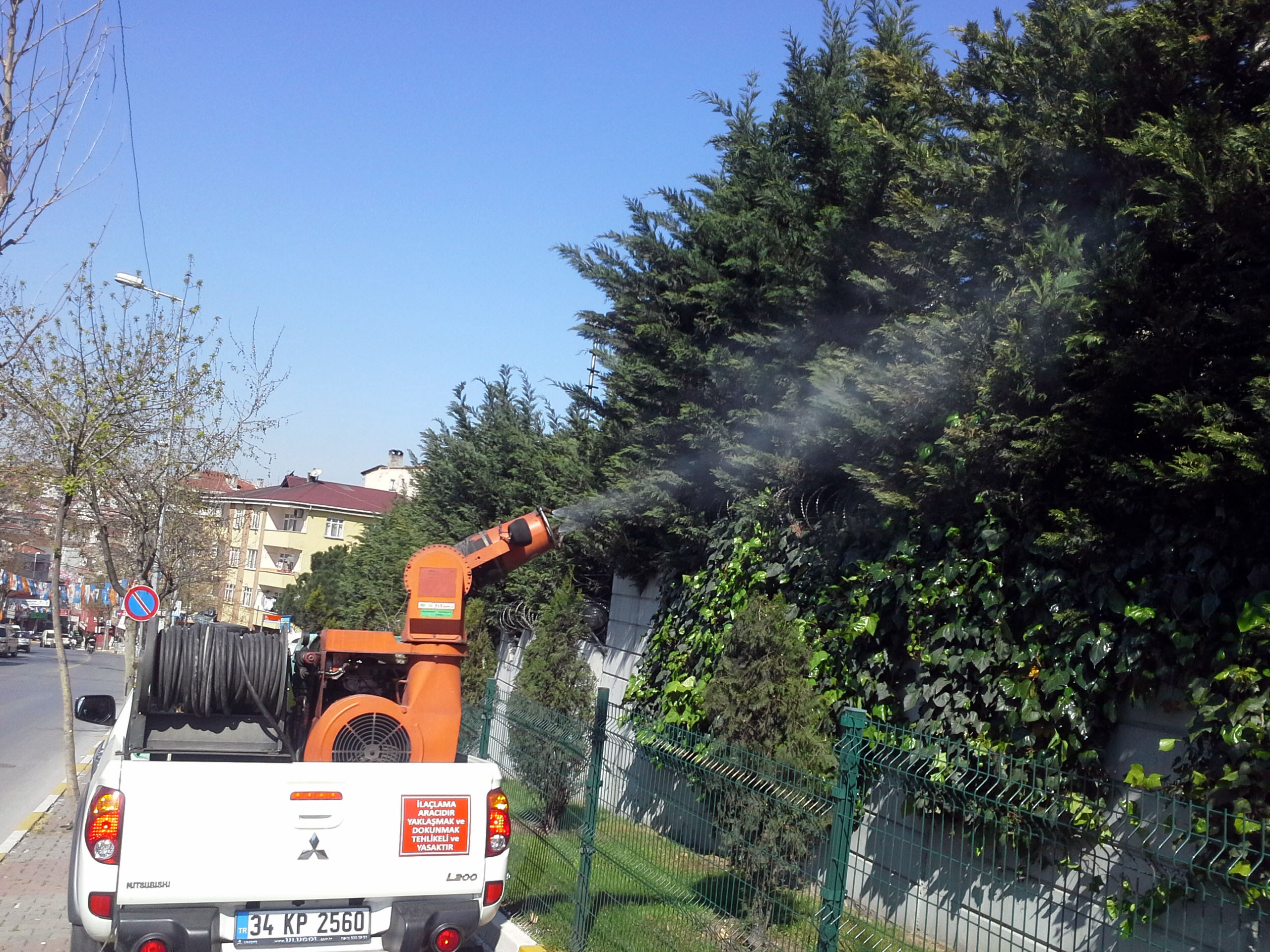 t c bagcilar belediyesi resmi web sitesi kemirgen ve haserelere karsi ilaclama devam ediyor