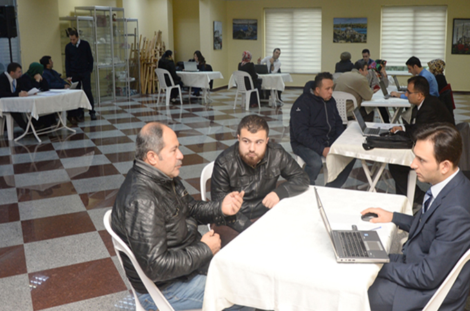 T C Bagcilar Belediyesi Resmi Mobil Web Sitesi Is Veren Ile Is Arayanlar Yuz Yuze Gorusuyor