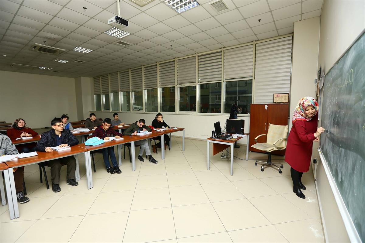 T C Bagcilar Belediyesi Resmi Web Sitesi Engelliler Icin Ekpss Kursu Acildi