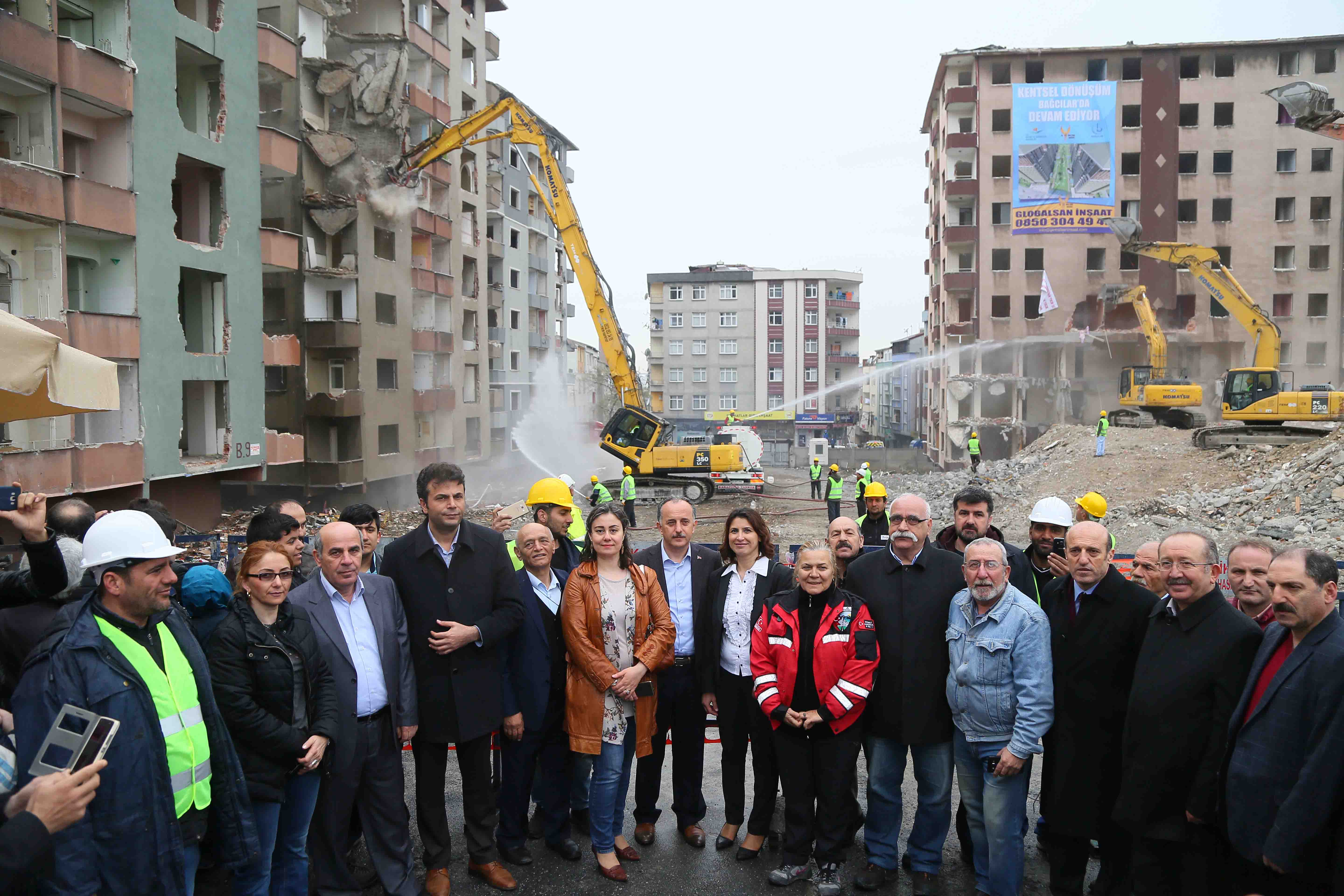 T C Bagcilar Belediyesi Resmi Mobil Web Sitesi Thy Sitesi Kentsel Donusumle Yenileniyor
