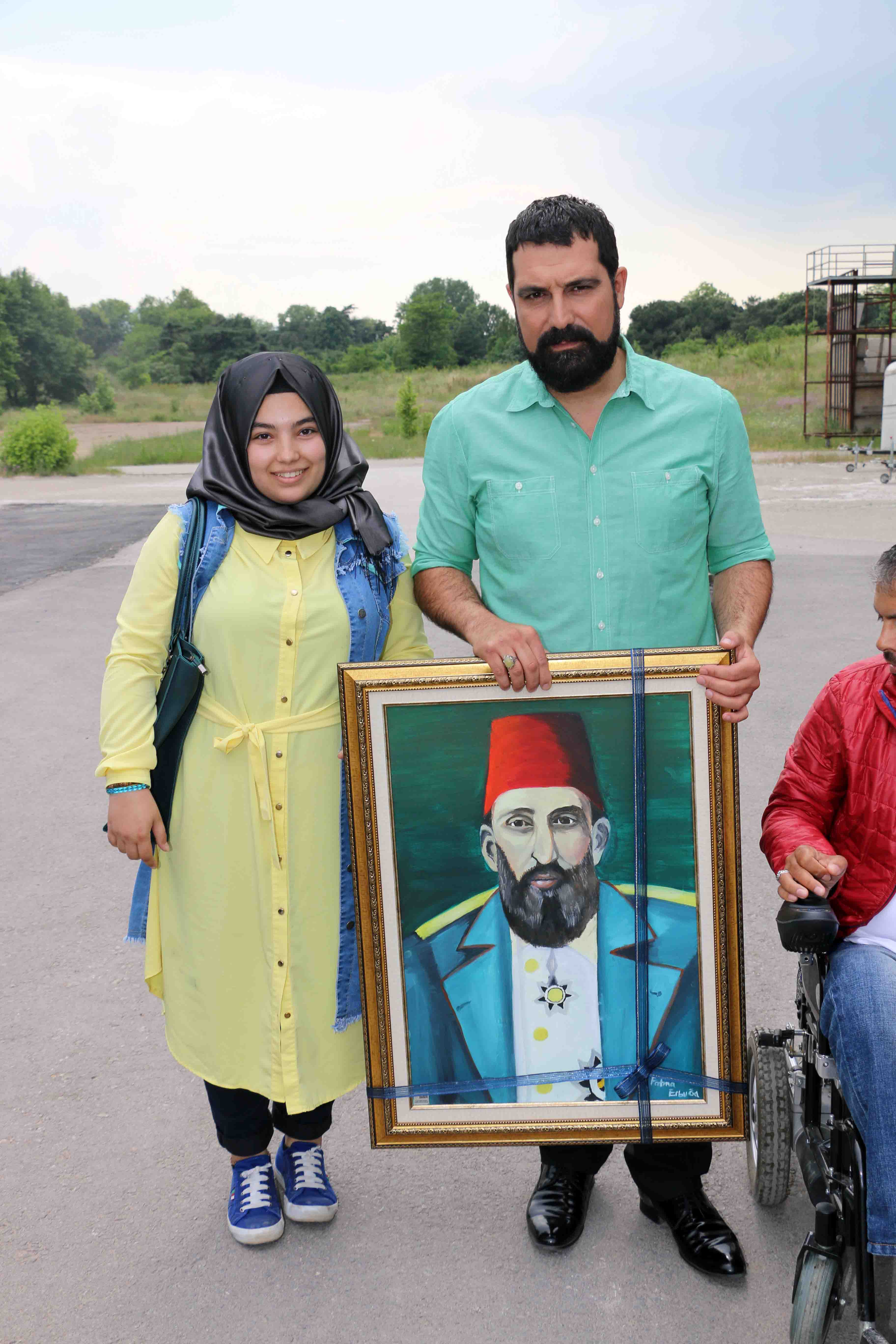 t c bagcilar belediyesi resmi mobil web sitesi payitaht abdulhamid setine anlamli ziyaret
