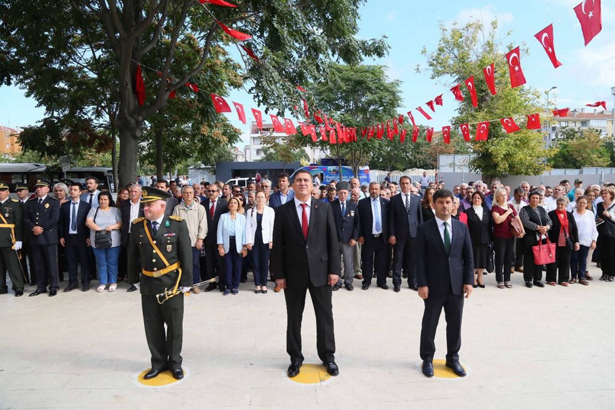 t c bagcilar belediyesi resmi web sitesi 30 agustos zafer bayrami torenle kutlandi