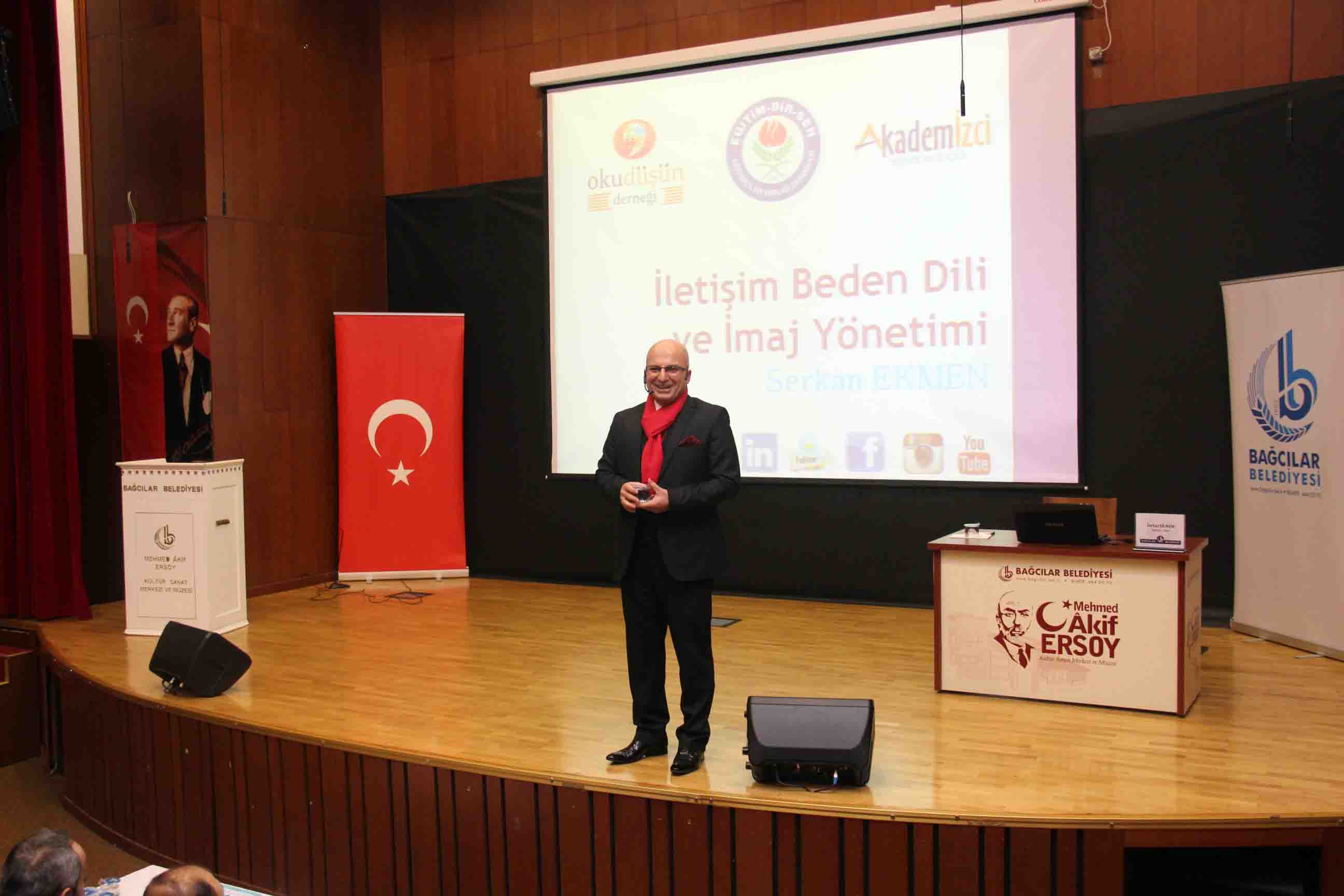 t c bagcilar belediyesi resmi mobil web sitesi egitimci serkan ekmen den stand up tadinda seminer