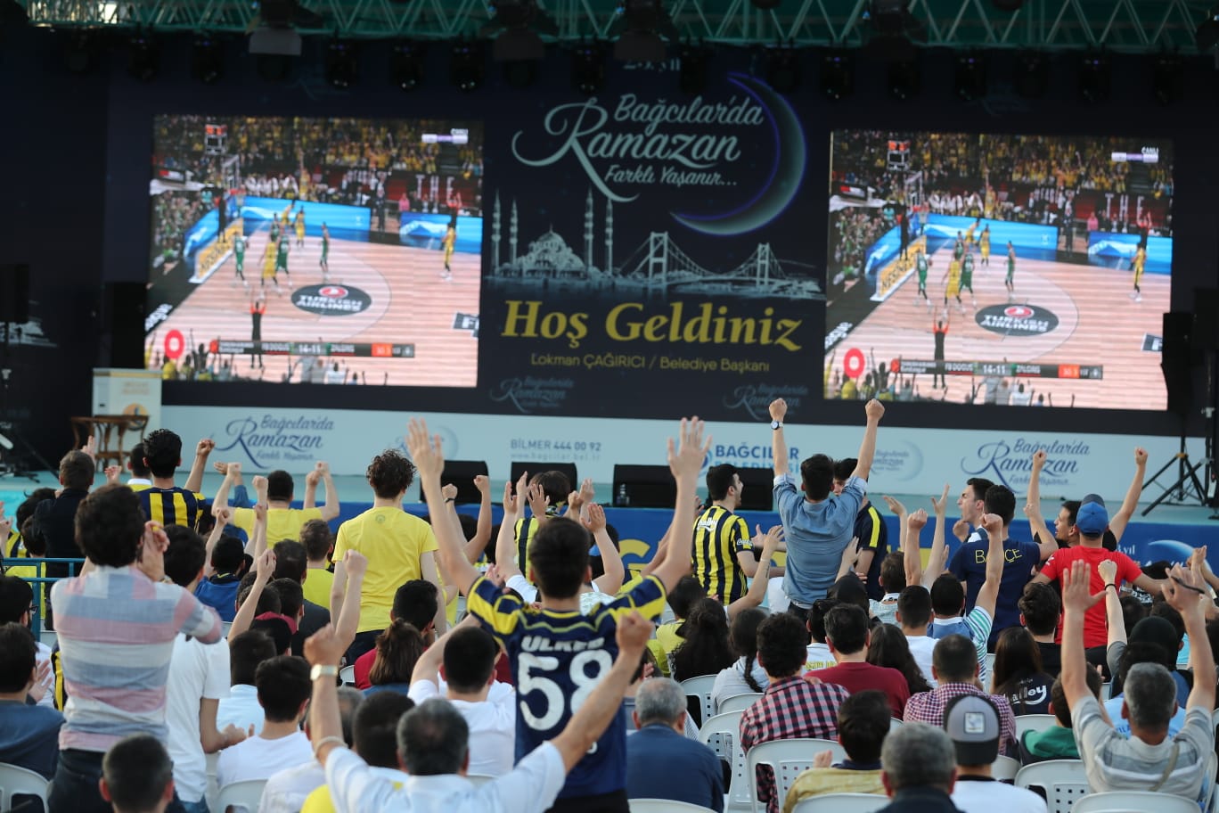 T C Bagcilar Belediyesi Resmi Mobil Web Sitesi Eurolig Final Four Bagcilar Da Dev Ekranda Izlendi