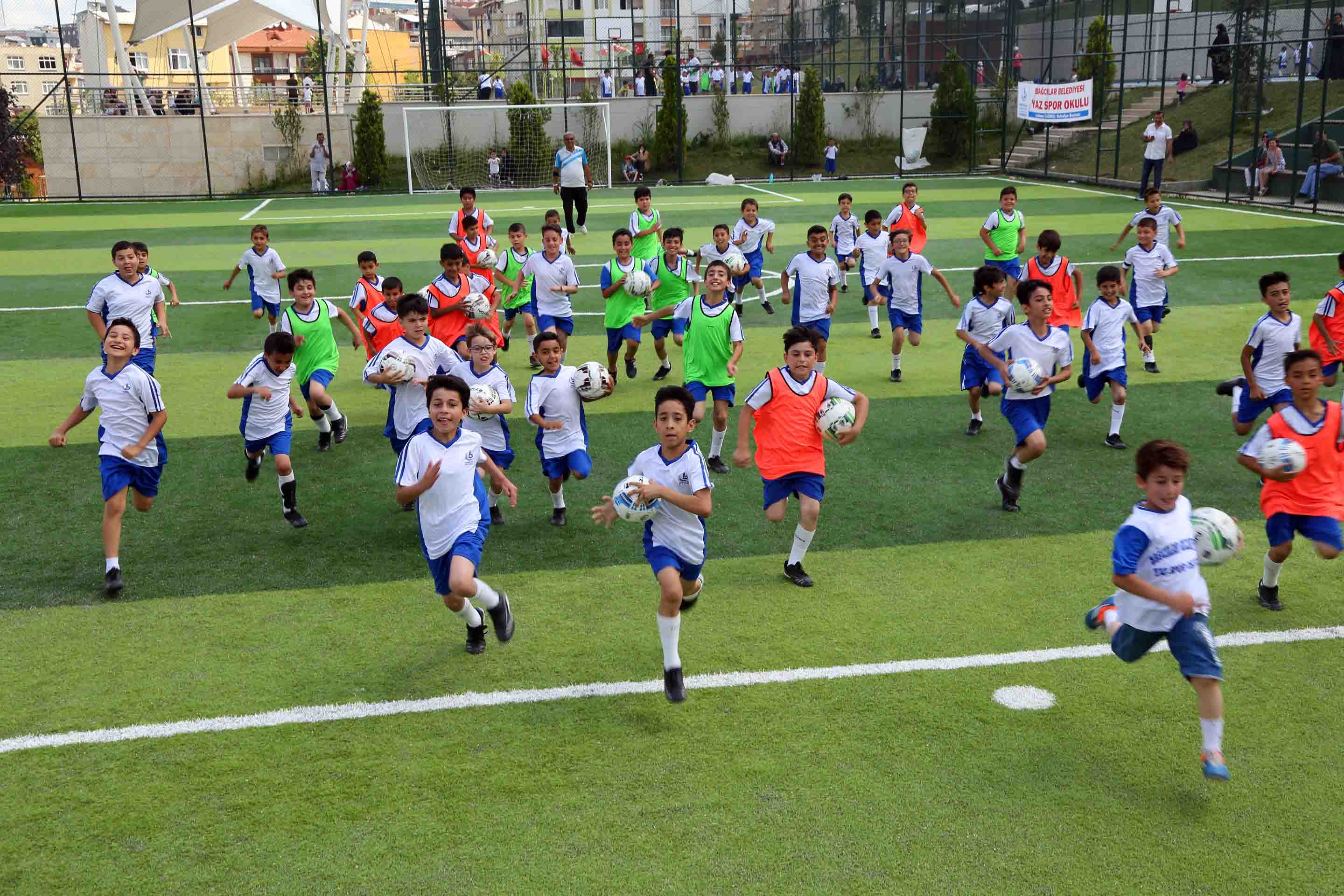 T C Bagcilar Belediyesi Resmi Mobil Web Sitesi Yetenekli Sporcular Yaz Spor Okullari Nda Kesfedilecek