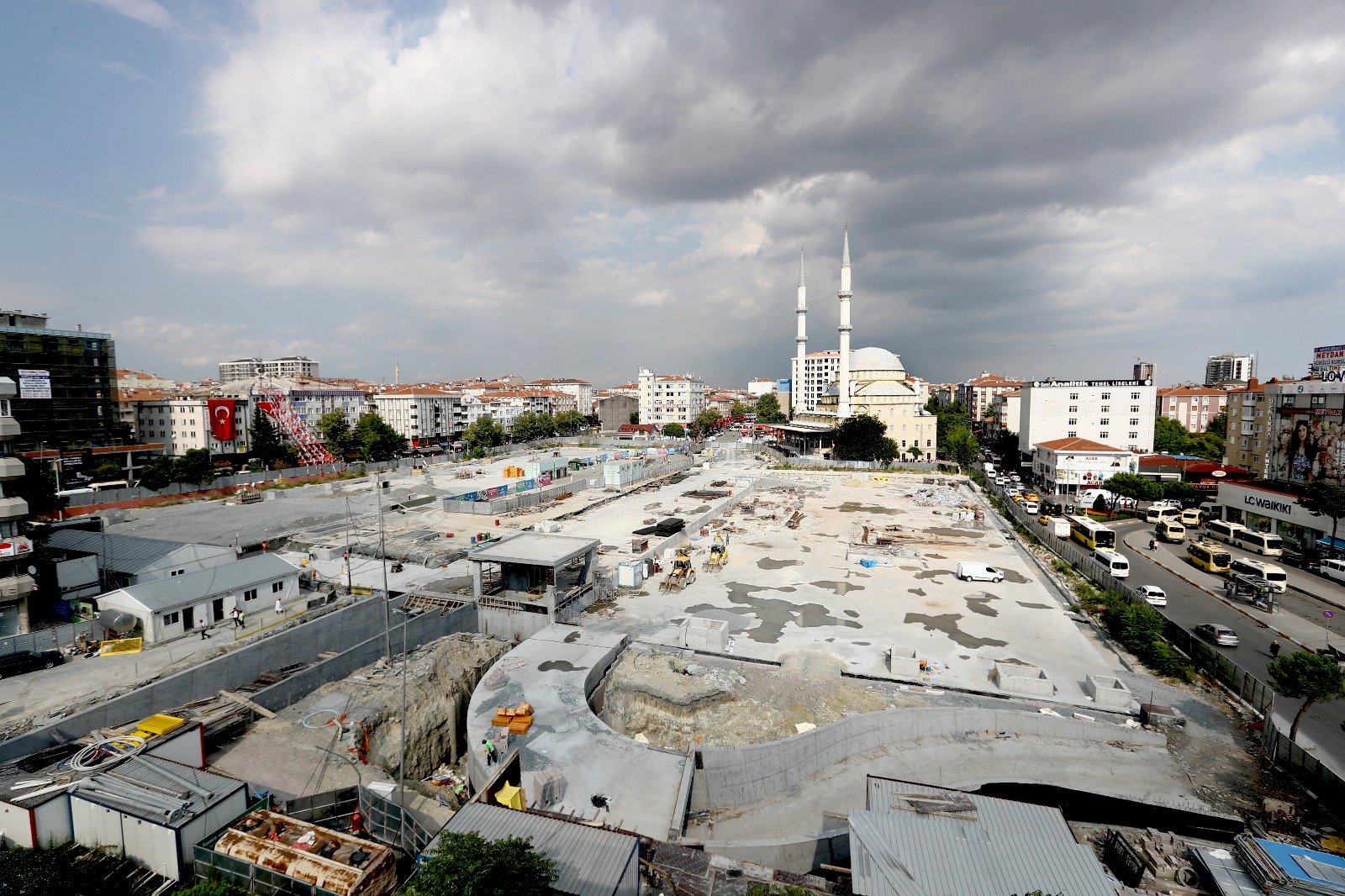 T C Bagcilar Belediyesi Resmi Mobil Web Sitesi Istanbul Un En Modern Ve En Buyuk Meydanlarindan Biri Bagcilar Da Yapiliyor