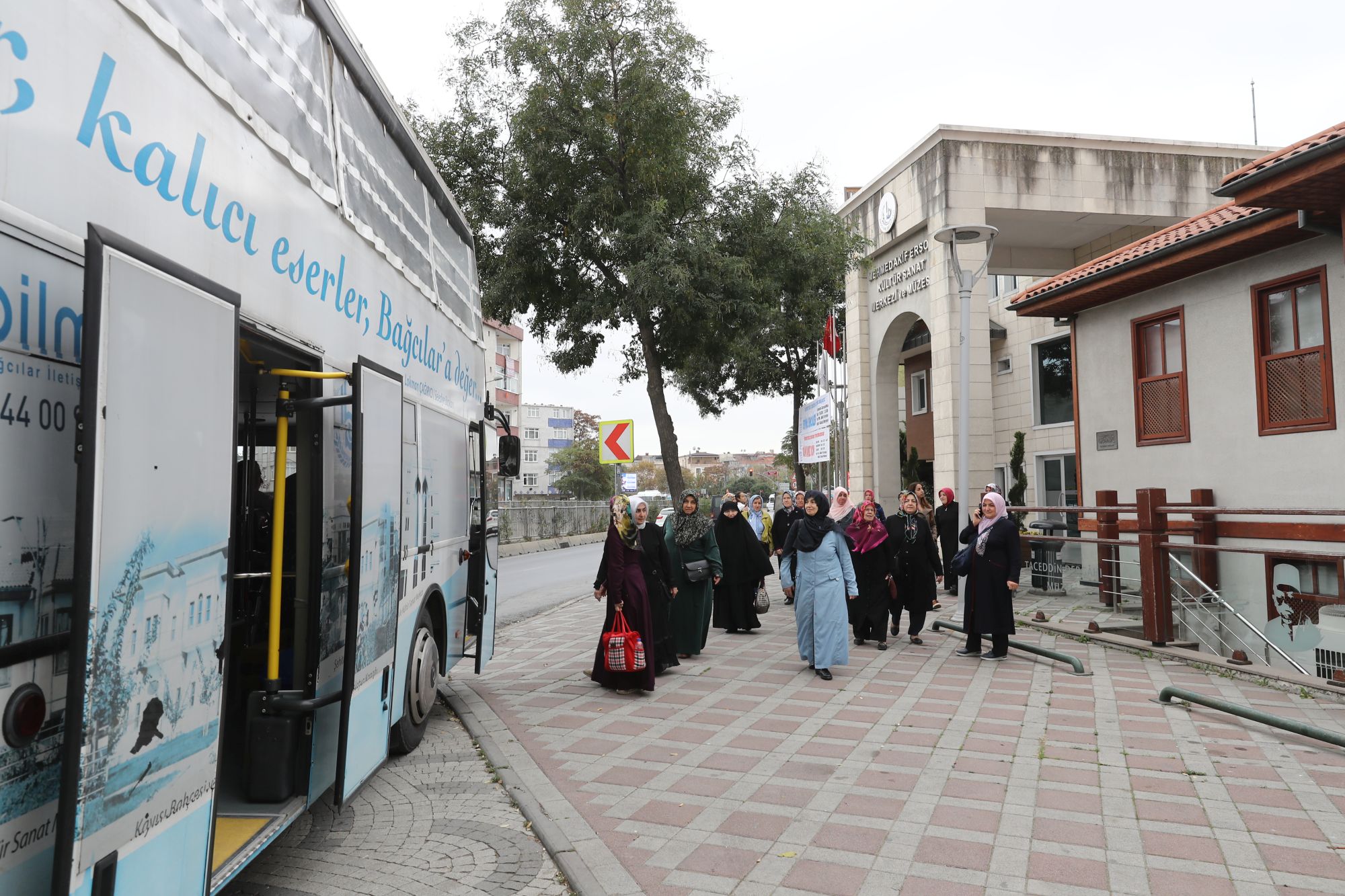 t c bagcilar belediyesi resmi mobil web sitesi beyaz gezi sayesinde bagcilar i yeniden kesfettiler