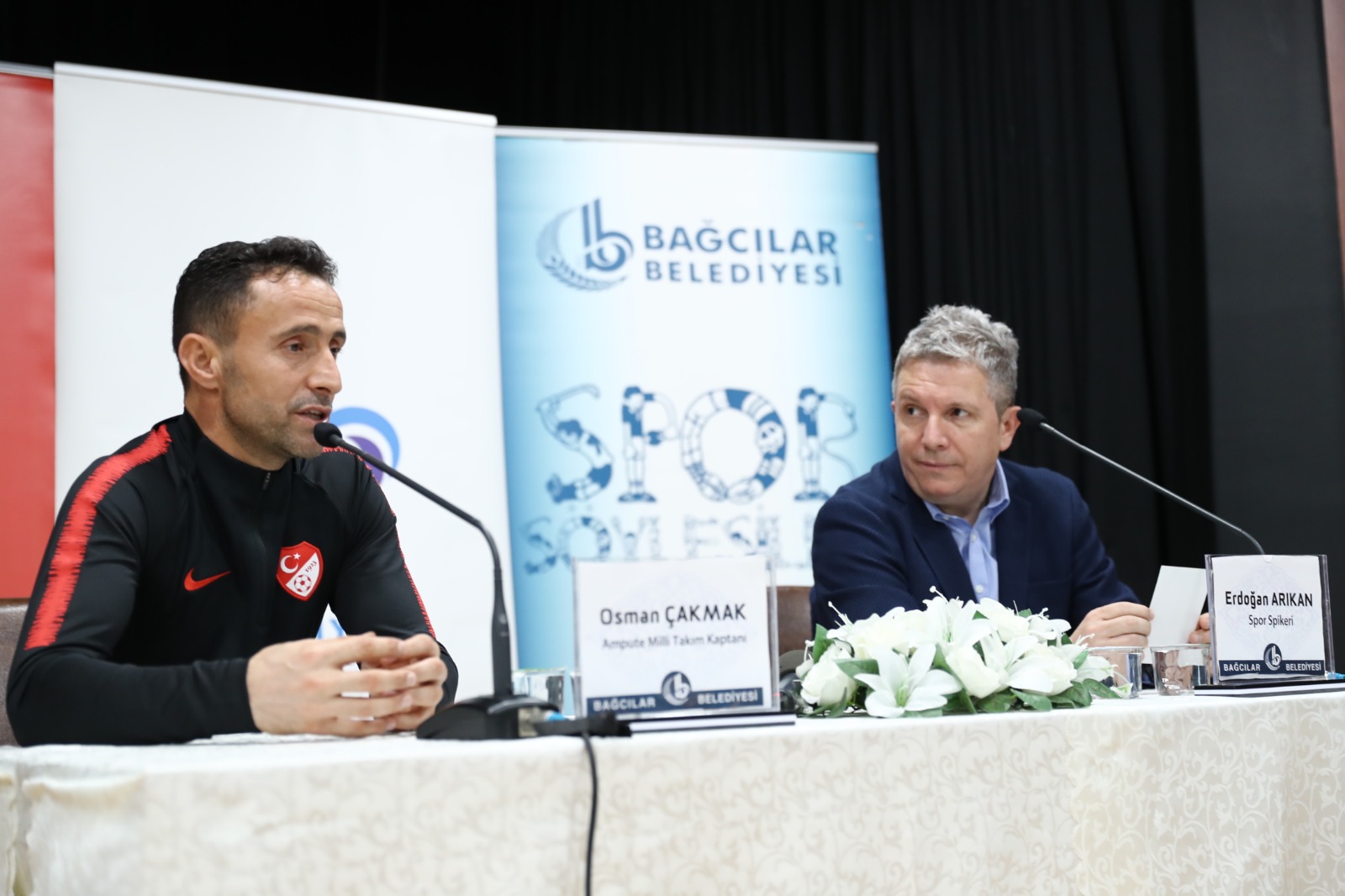T C Bagcilar Belediyesi Resmi Mobil Web Sitesi Ampute Kaptani Osman Cakmak Milli Takima Sert Gonderme Yapti