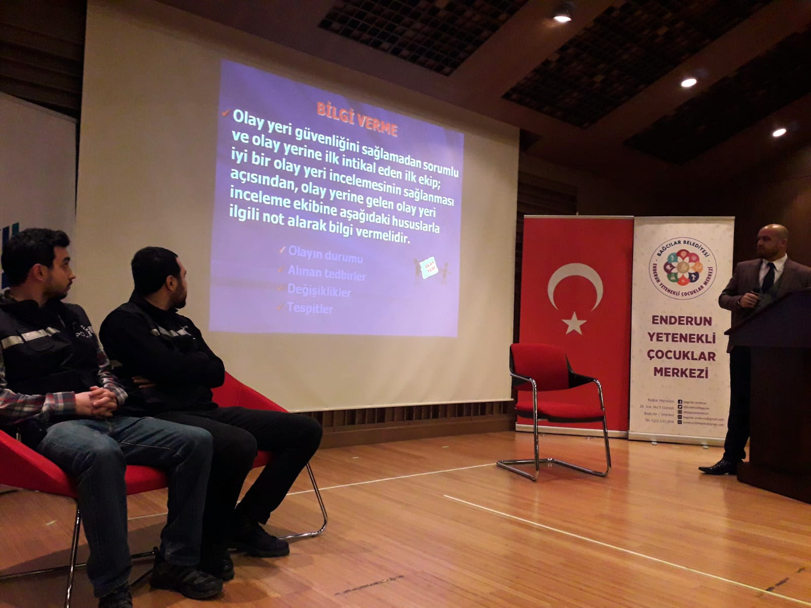 T C Bagcilar Belediyesi Resmi Mobil Web Sitesi Ogrenciler Olay Yeri Inceleme Uzmanlarini Sorulariyla Terletti
