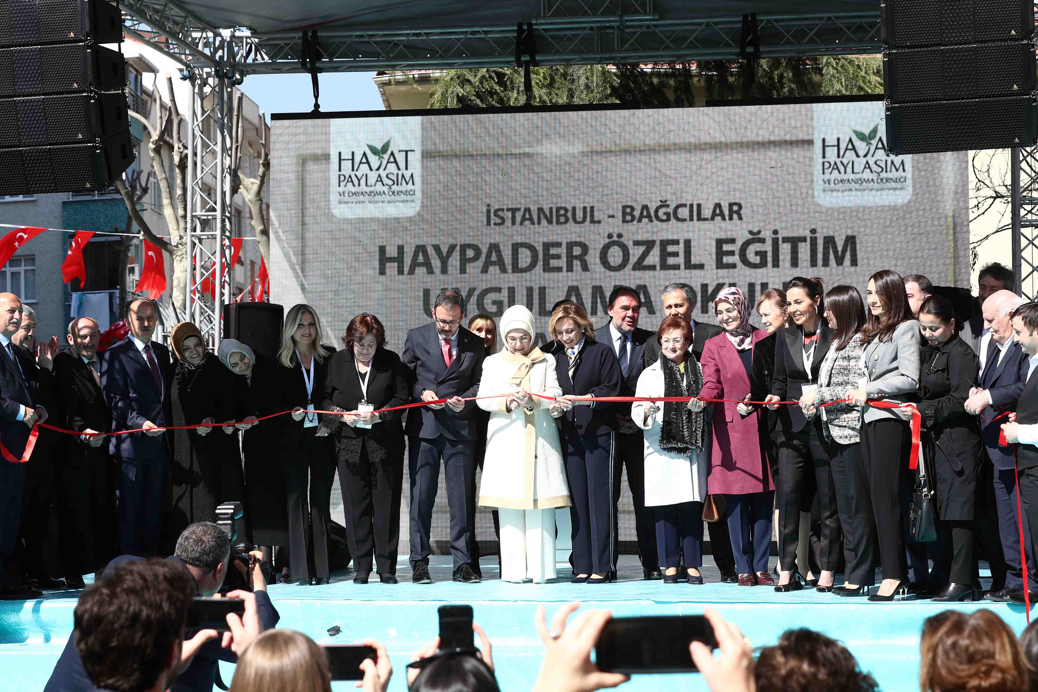 T C Bagcilar Belediyesi Resmi Mobil Web Sitesi Haypader Ozel Egitim Ve Uygulama Okulu Bagcilar Da Acildi