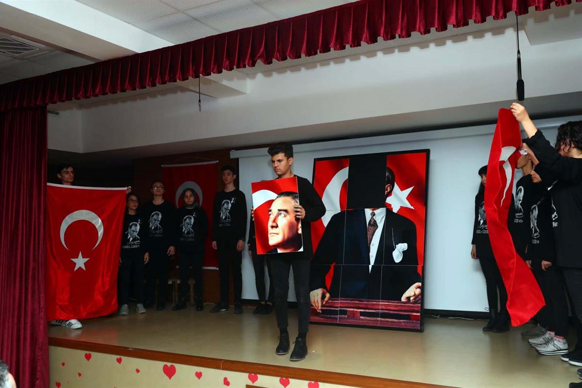 t c bagcilar belediyesi etkinlik ajandasi gazi mustafa kemal ataturk vefatinin 81 yilinda buyuk bir ozlemle anildi