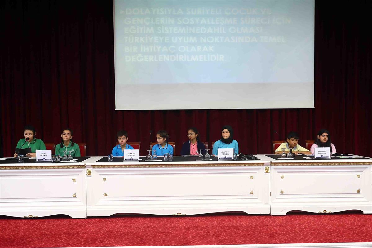 T C Bagcilar Belediyesi Resmi Web Sitesi Suriyeli Cocuklardan Buyuklerine Ders Niteliginde Sozler