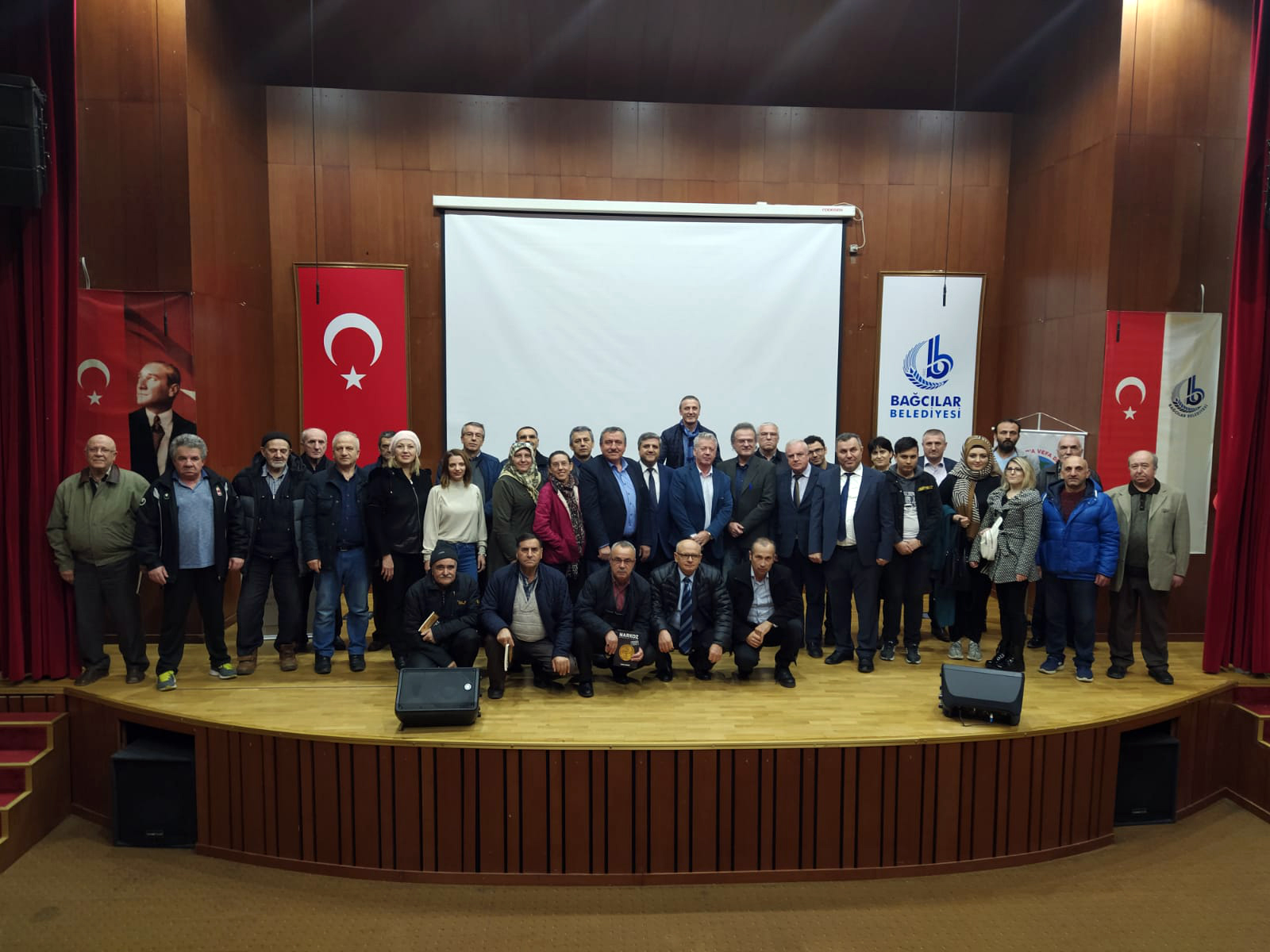 T C Bagcilar Belediyesi Resmi Mobil Web Sitesi Bulgar Tarihciden Ermeni Soykirimi Iddialarina Sert Yanit