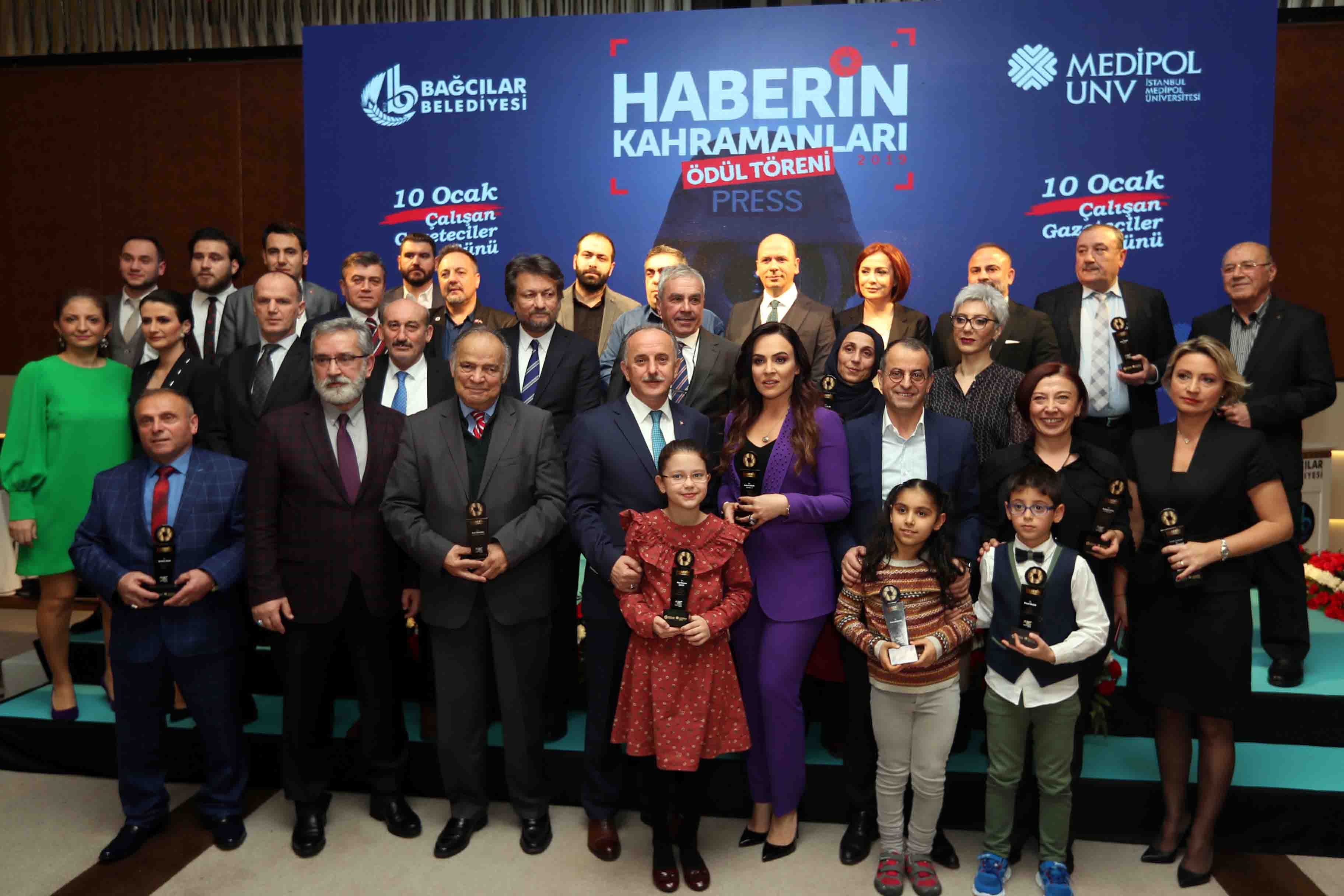 t c bagcilar belediyesi resmi mobil web sitesi bagcilar belediyesi 2019 un en iyi habercilerini odullendirdi