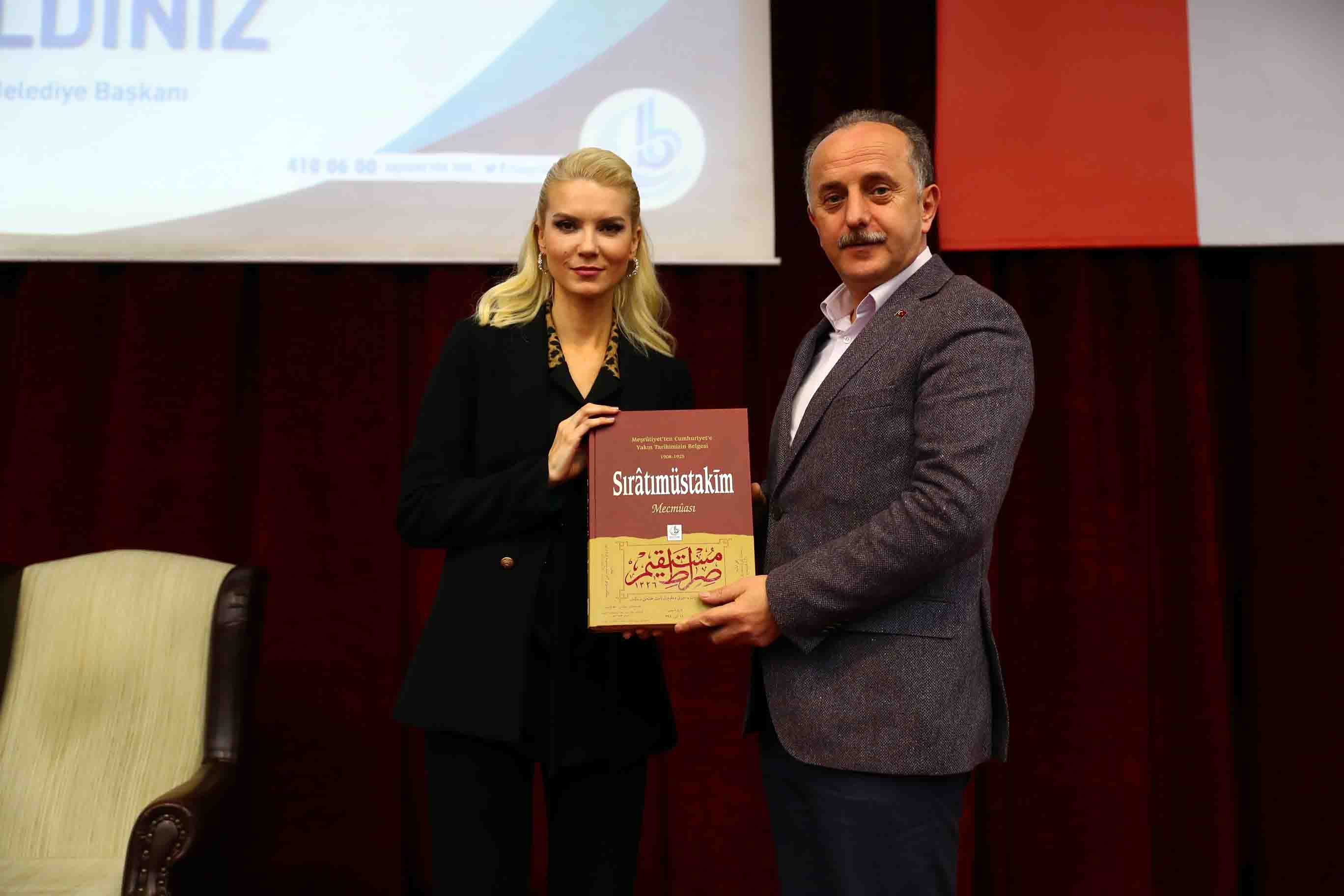 T C Bagcilar Belediyesi Resmi Mobil Web Sitesi Sultan 2 Abdulhamid Vefatinin 102 Yilinda Yad Edildi