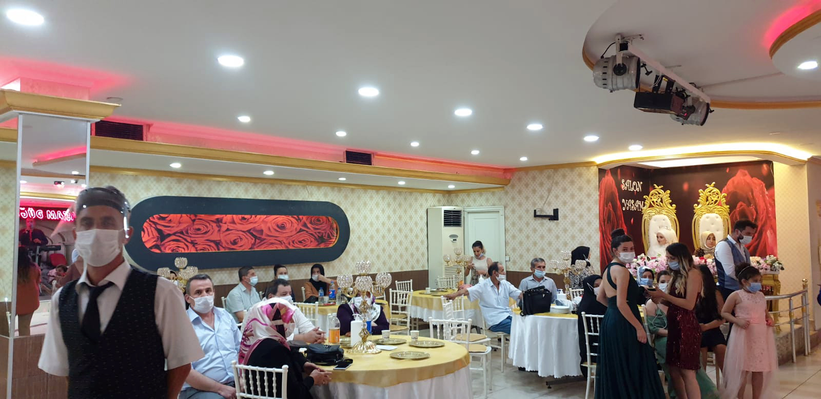 t c bagcilar belediyesi resmi mobil web sitesi bagcilar da dugun ve nikah salonlarina denetim