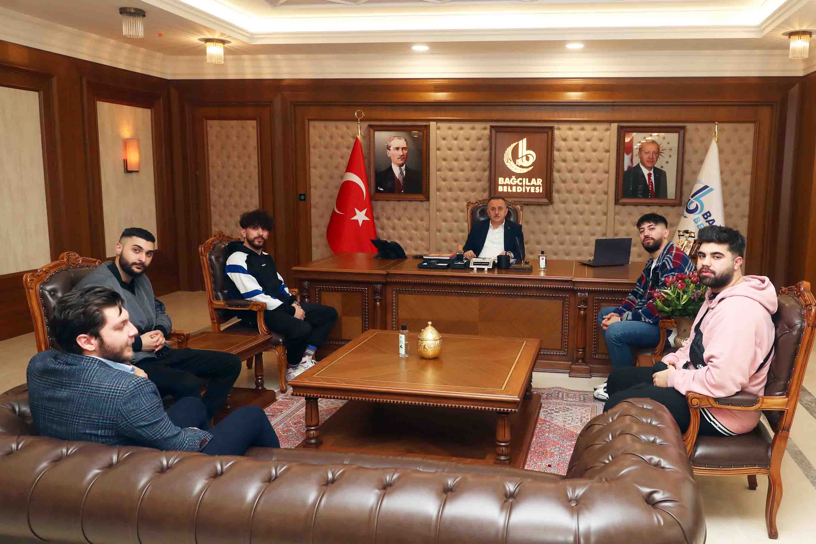 bagcilar belediyesi beyaz masa
