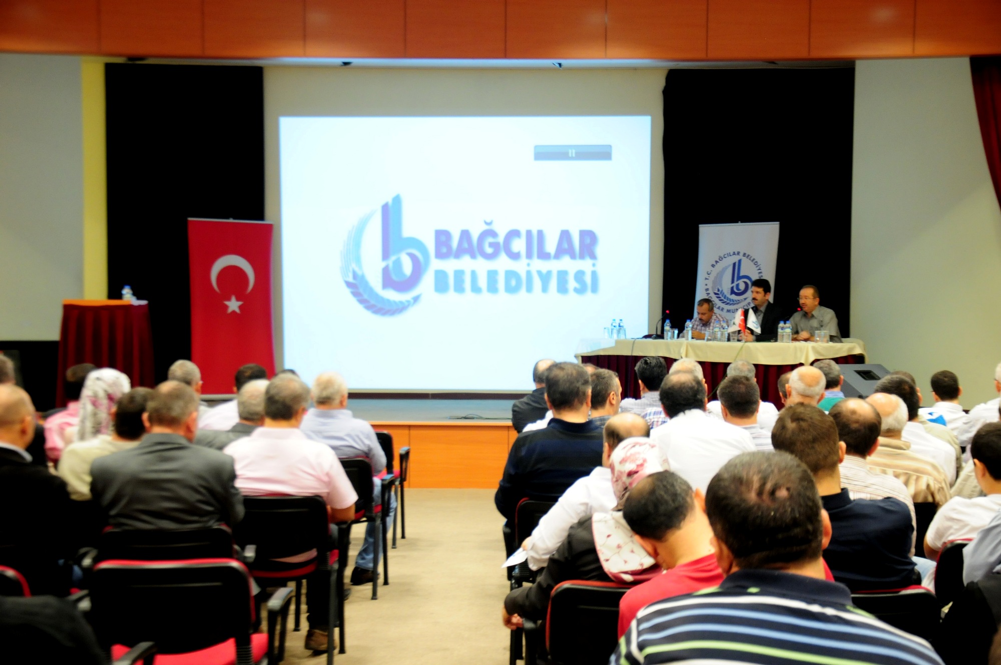 Bağcılar çalışanları eğitim kampından geçti