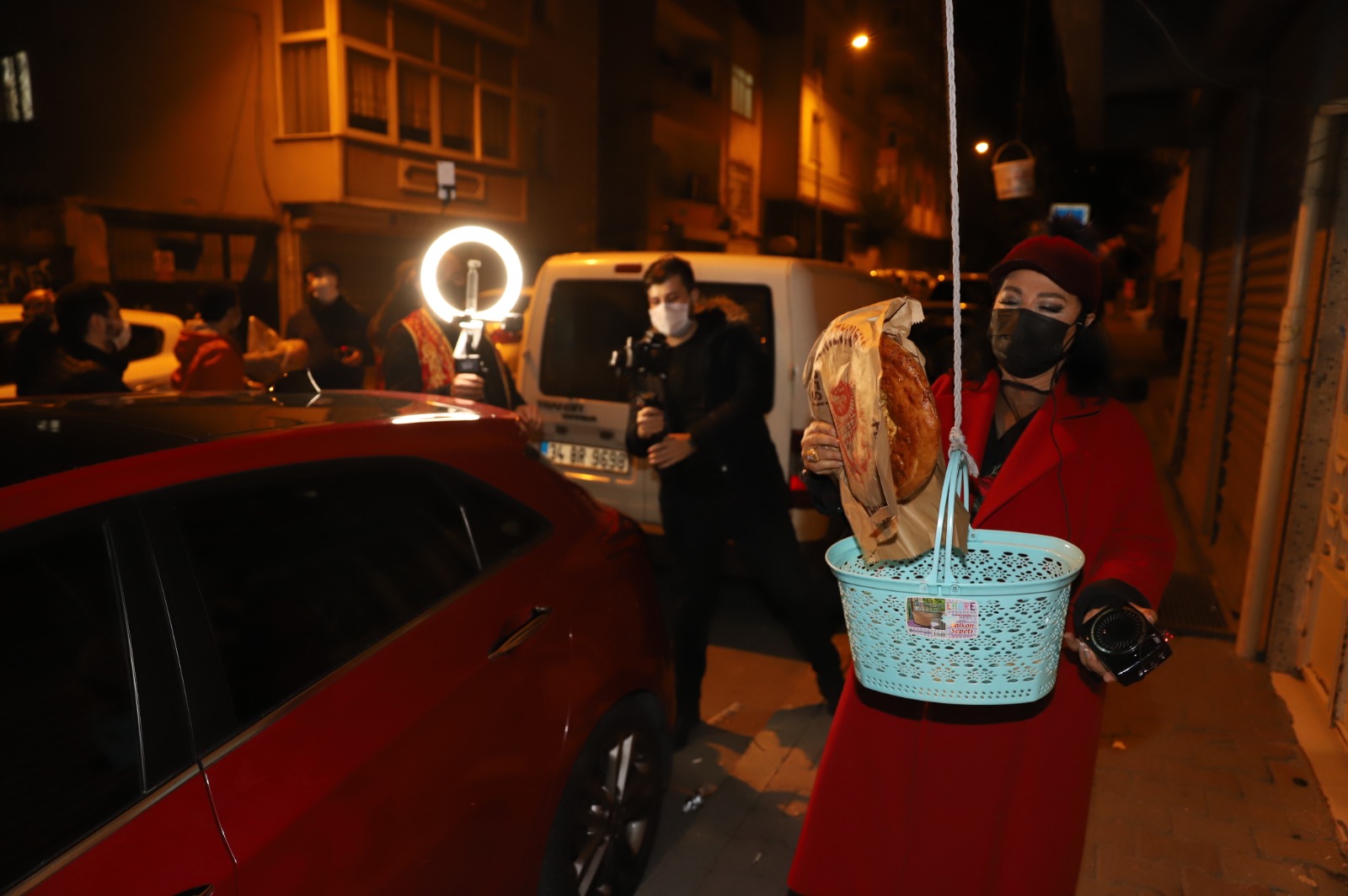 t c bagcilar belediyesi etkinlik ajandasi safiye soyman ile faik ozturk den renkli bir sahur gecesi programi