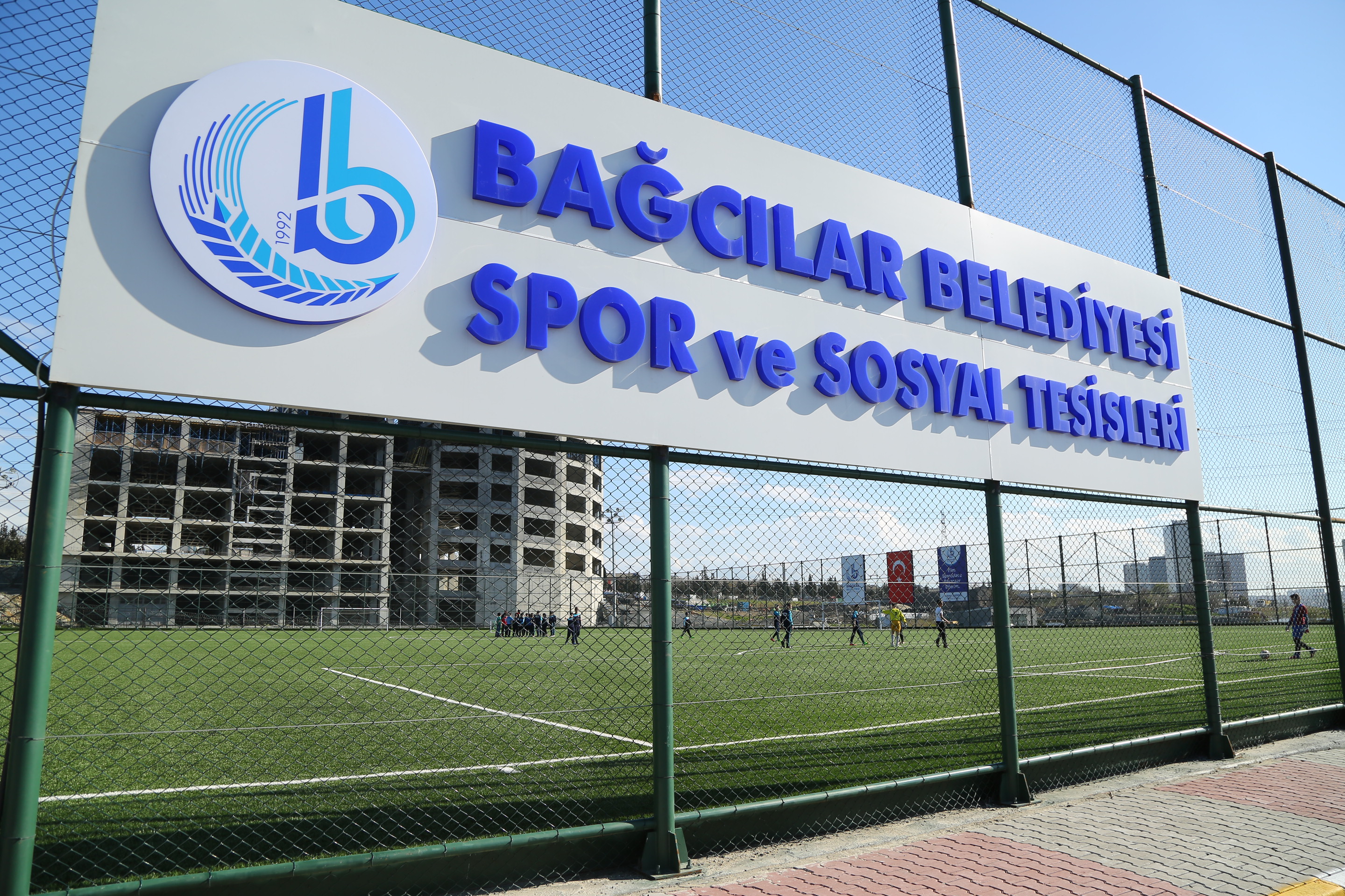 Bağcılar Belediyesi İSTOÇ Spor ve Sosyal Tesisleri